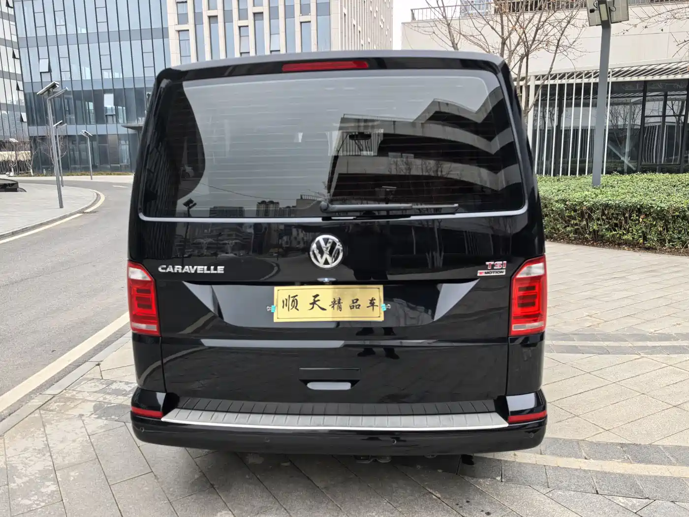 Volkswagen Caravelle 2017 2.0TSI 4WD Luxury 8-Seater фото 6