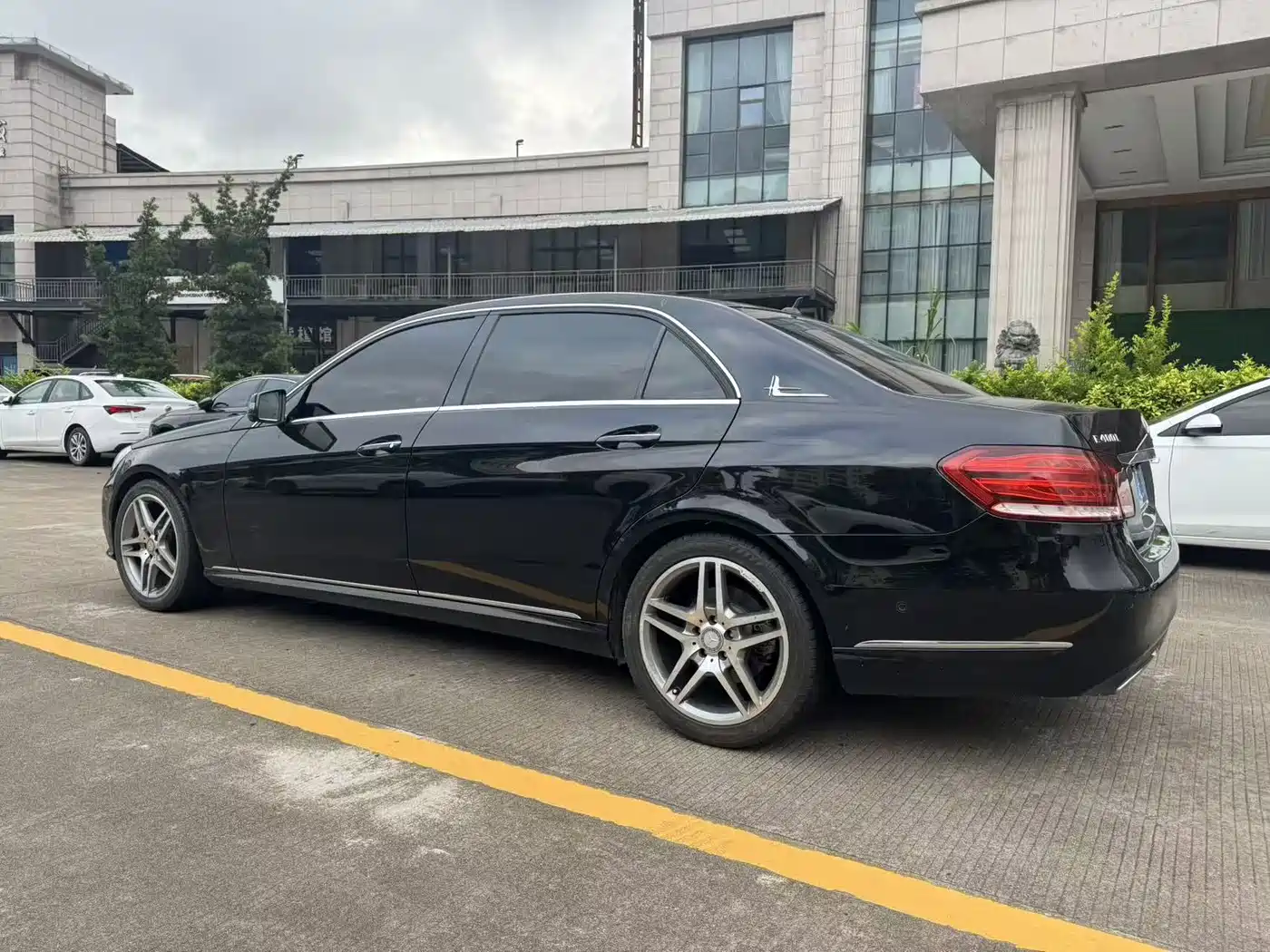 Mercedes-Benz E-Class 2015 E 400 L Hybrid фото 6