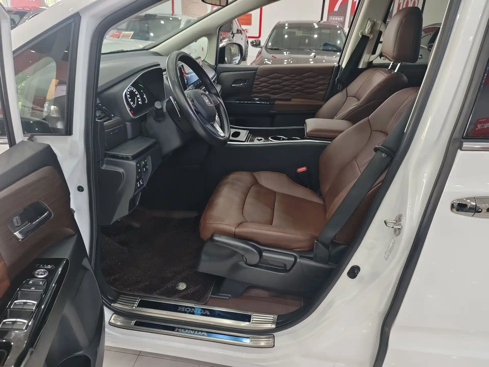 صورة 7 - Honda Odyssey
