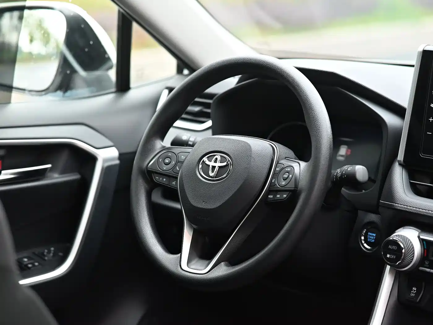 Toyota RAV4 Rongfang 2020 2.0L CVT 2WD Trend Edition фото 7
