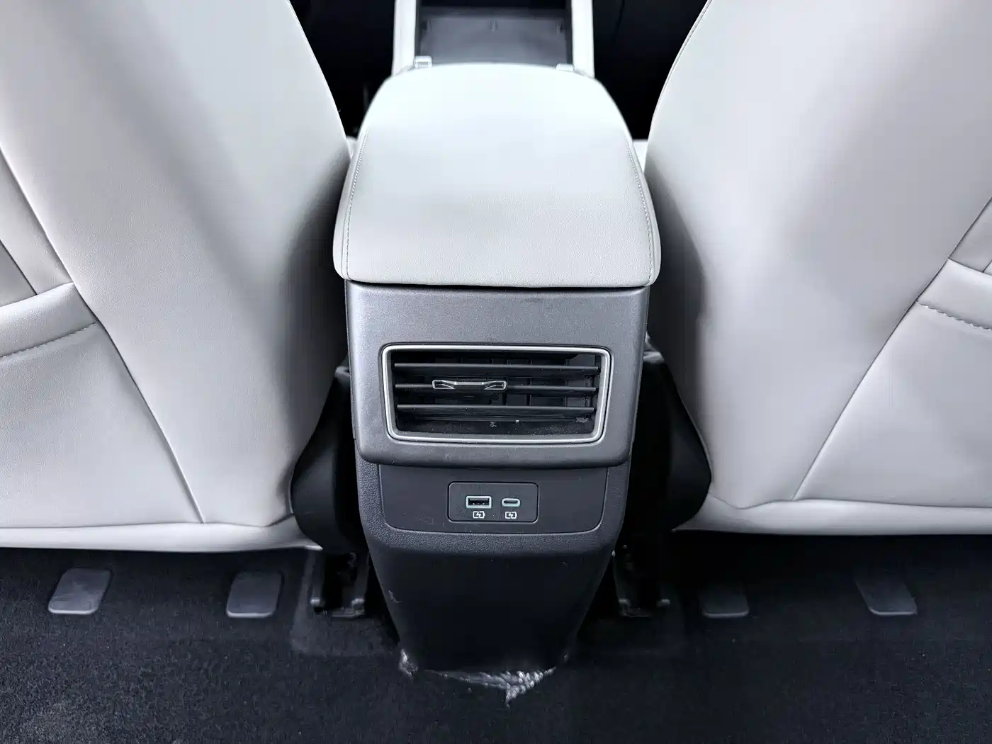 BYD Yuan UP 2026 2025 Smart Drive Edition 401KM Vitality Version