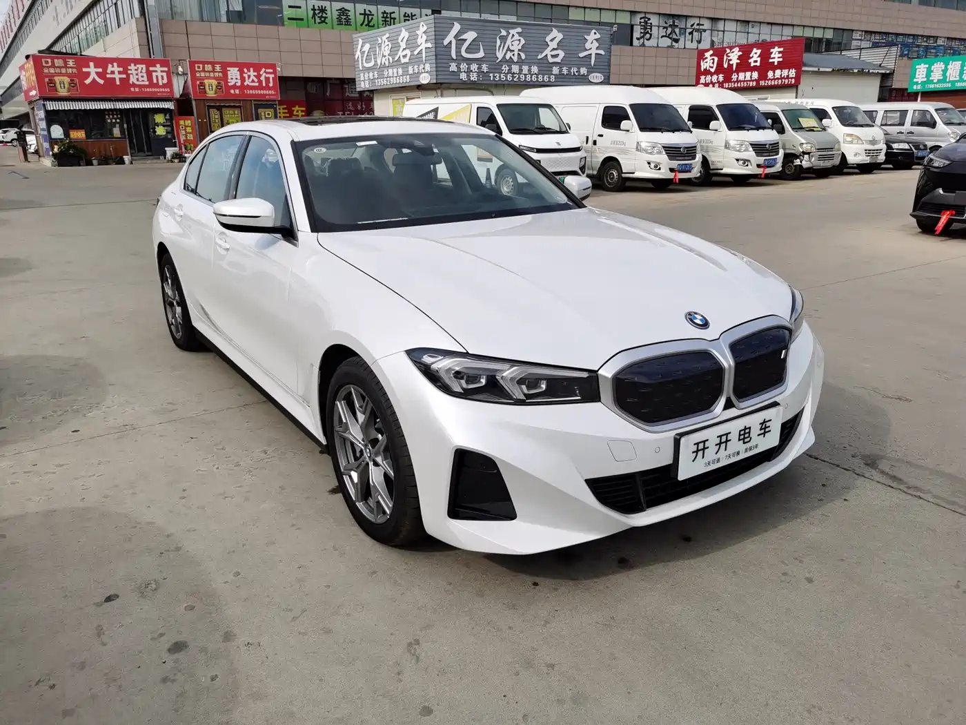 BMW i3 2024 eDrive 35 L фото 3