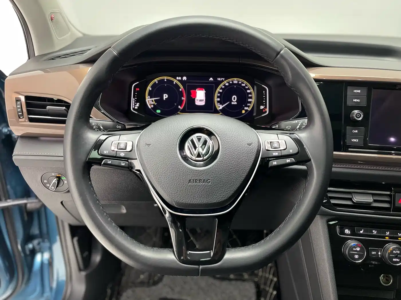 Volkswagen Tharu 2019 Model 330TSI 4WD Flagship Edition China VI фото 18