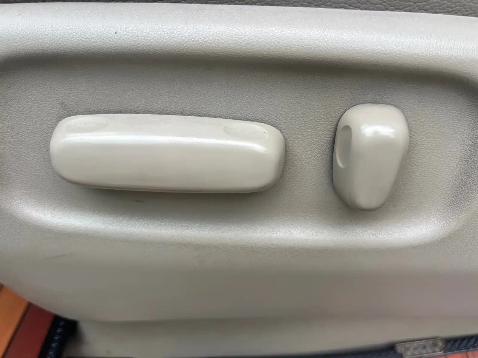 Photo 18 - Toyota Sienna
