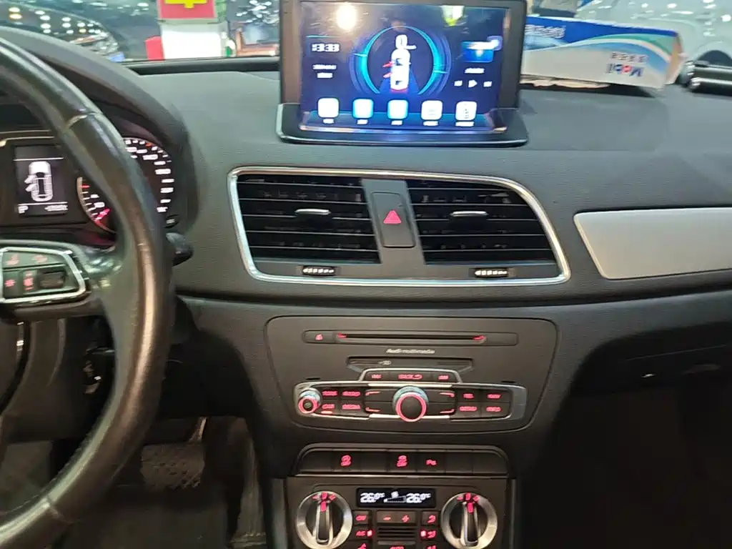 Фото 13 - Audi Q3