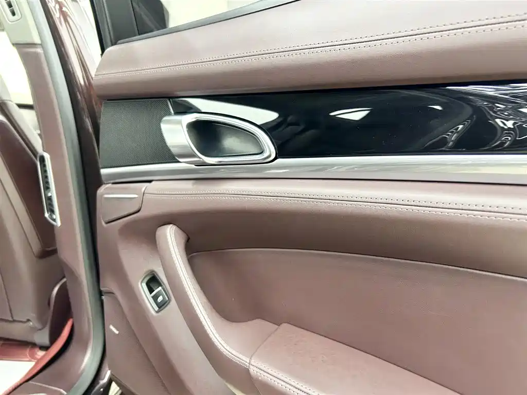 Porsche Panamera 2016 Panamera Edition 3.0T фото 12