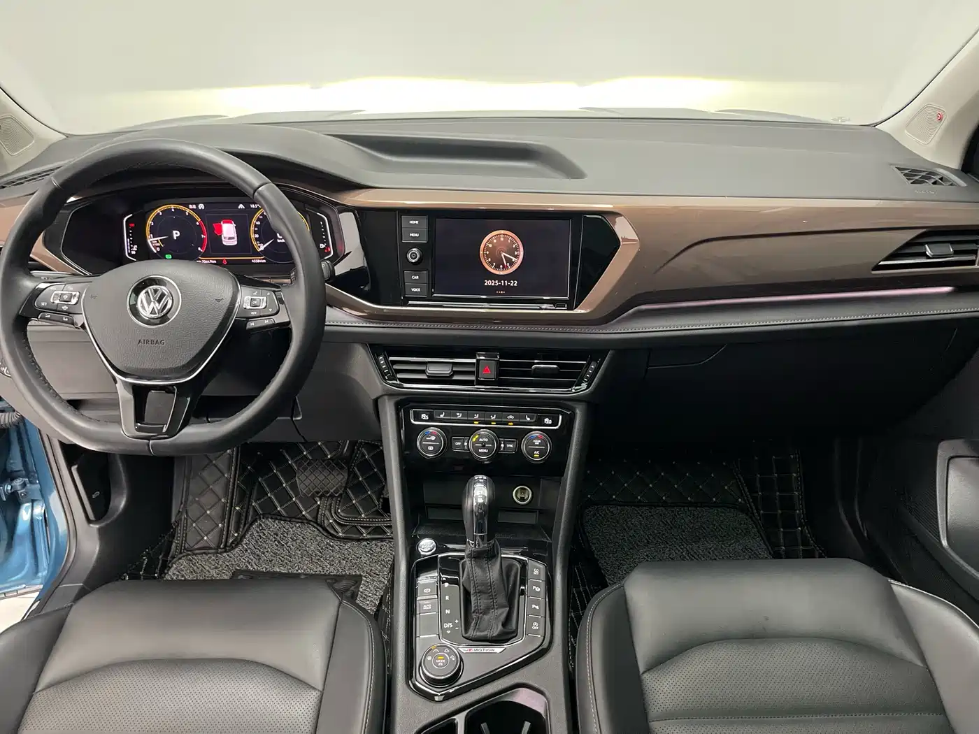 Volkswagen Tharu 2019 Model 330TSI 4WD Flagship Edition China VI фото 12