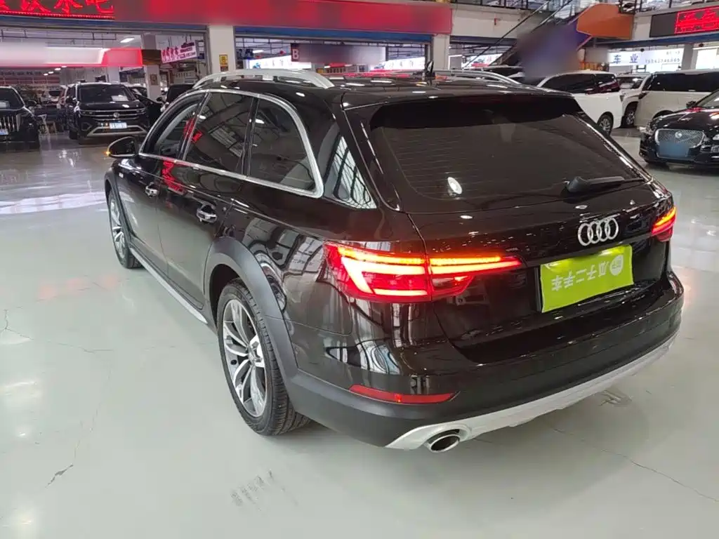Audi A4 (Import) 2018 2017 45 TFSI allroad quattro Sport