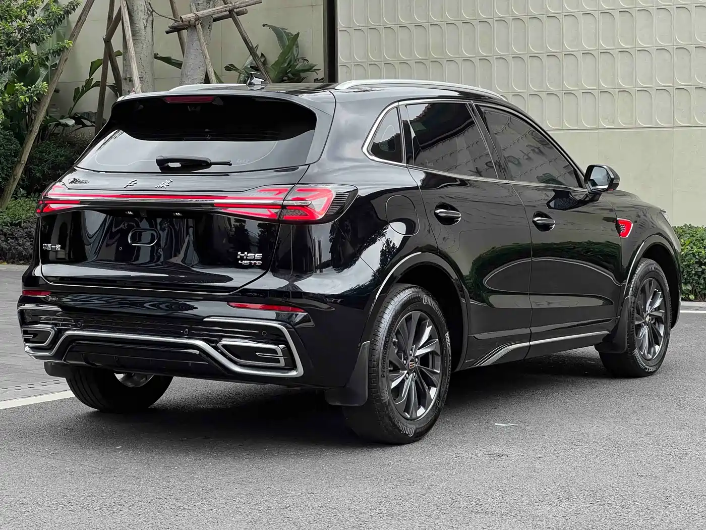 Hongqi HS5 2023 2.0T Flag Enjoy Pro Edition фото 4