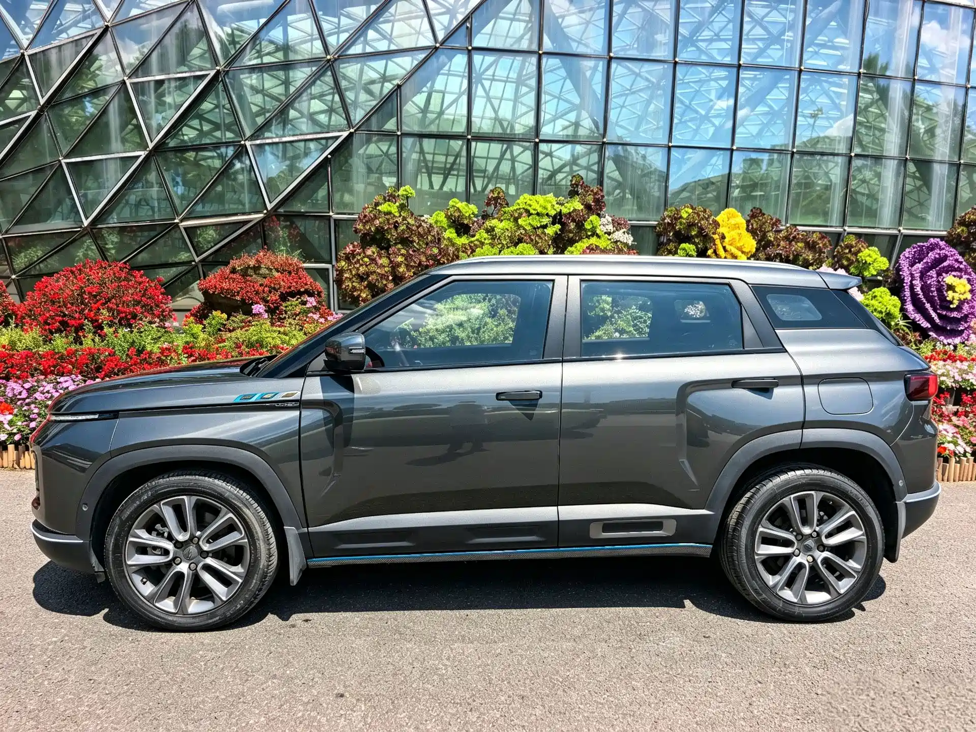 Фото 3 - Geely ICON