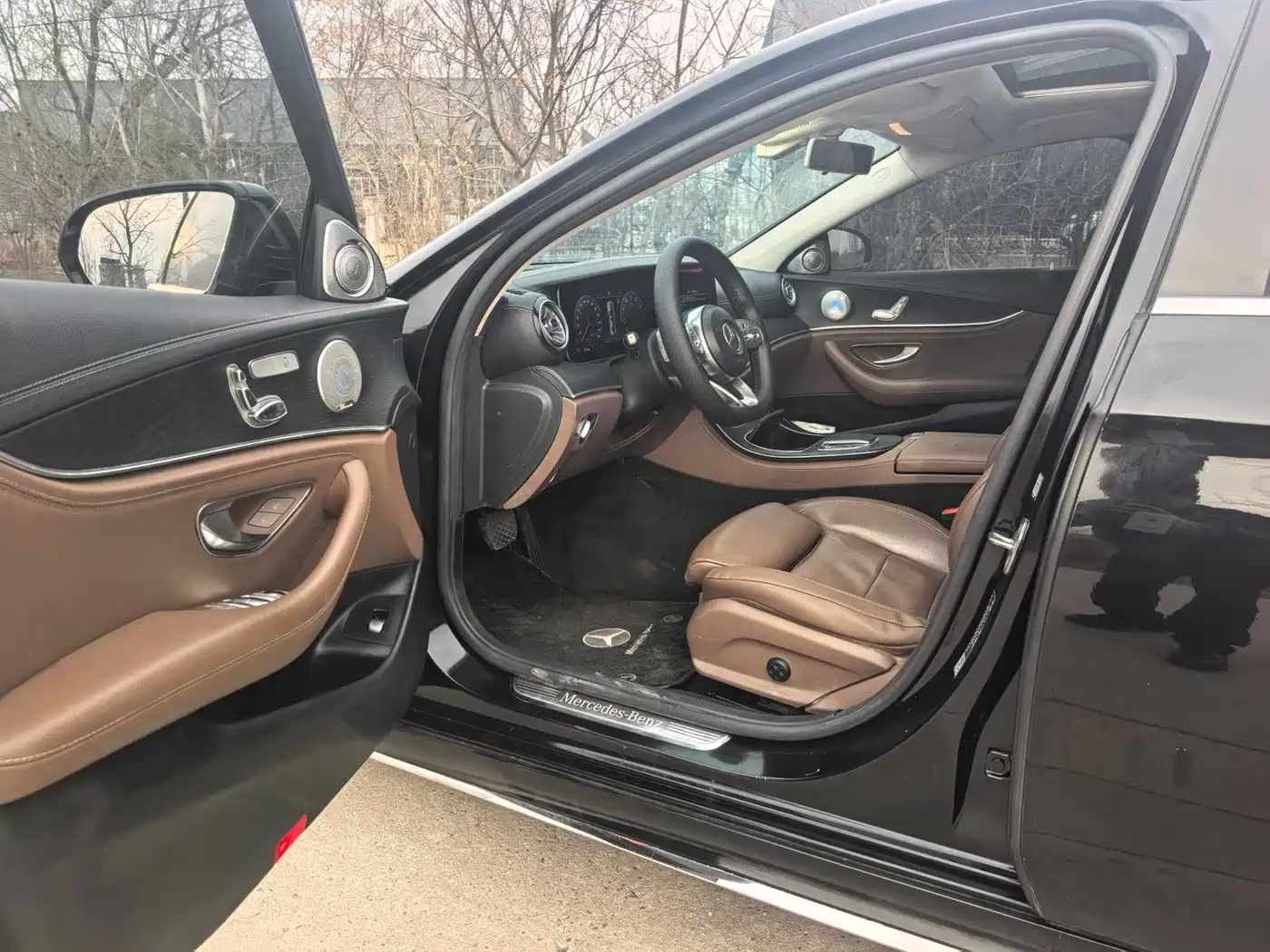 Mercedes-Benz E-Class 2019 E 200 L фото 3