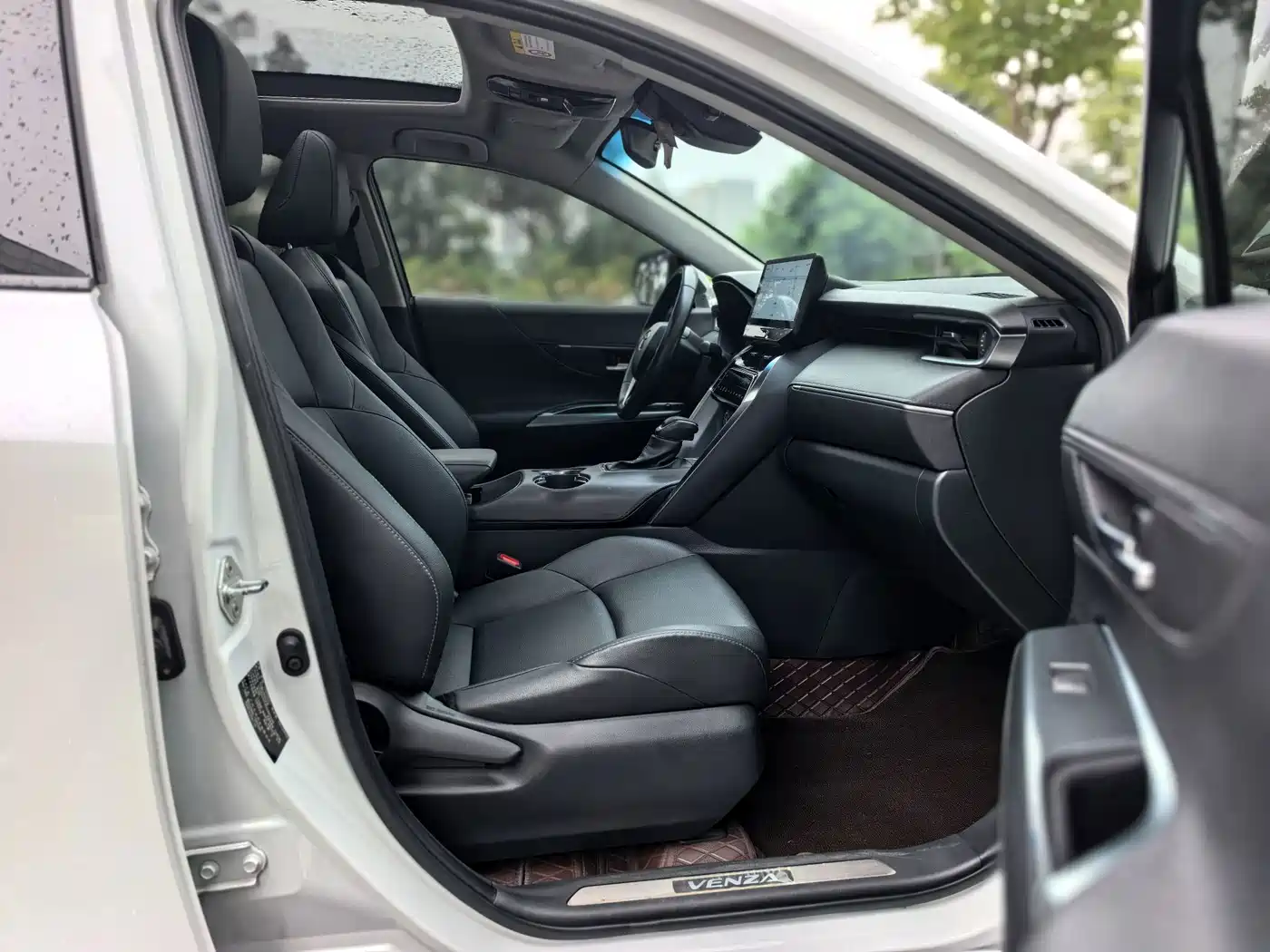 Toyota Venza 2022 2022 2.0L CVT 2WD Luxury