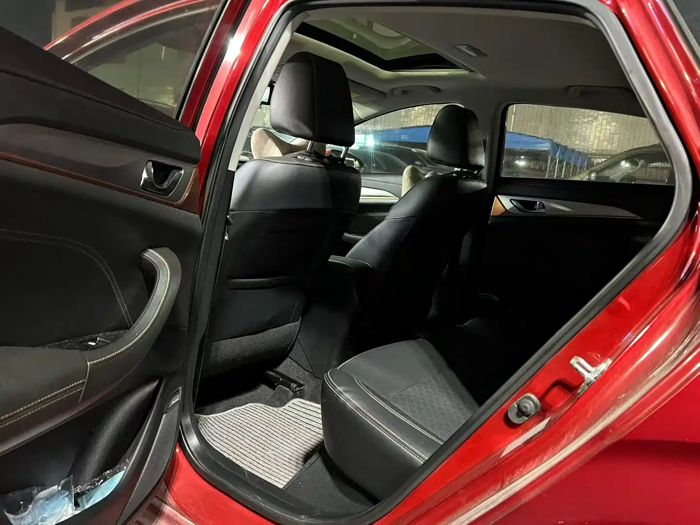 Фото 5 - Changan Eado XT