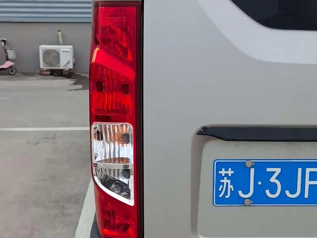 Iveco Daily 2020 2020 2.3T Manual Super Rui Short Wheelbase High Roof China VI F1A