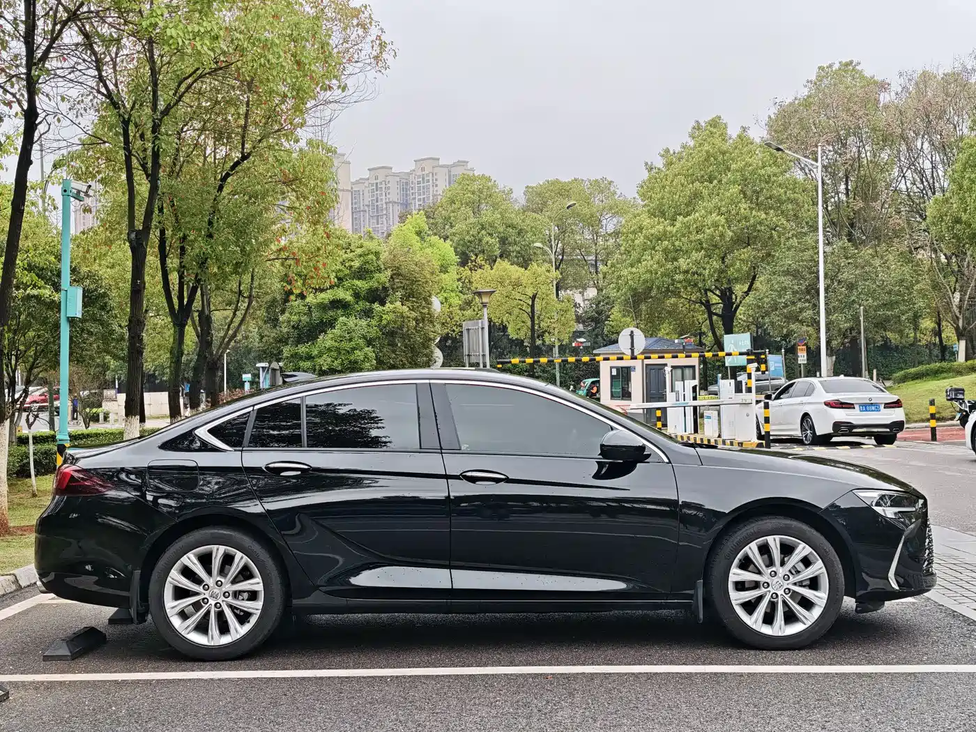 BUICK REGAL