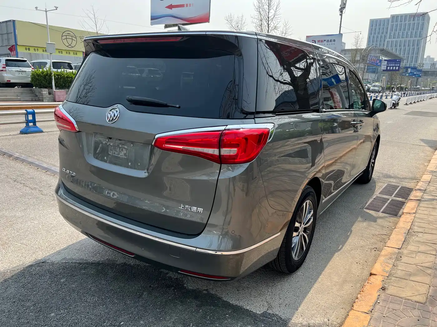 Buick GL8 2018 ES 28T Flagship Type China VI фото 6