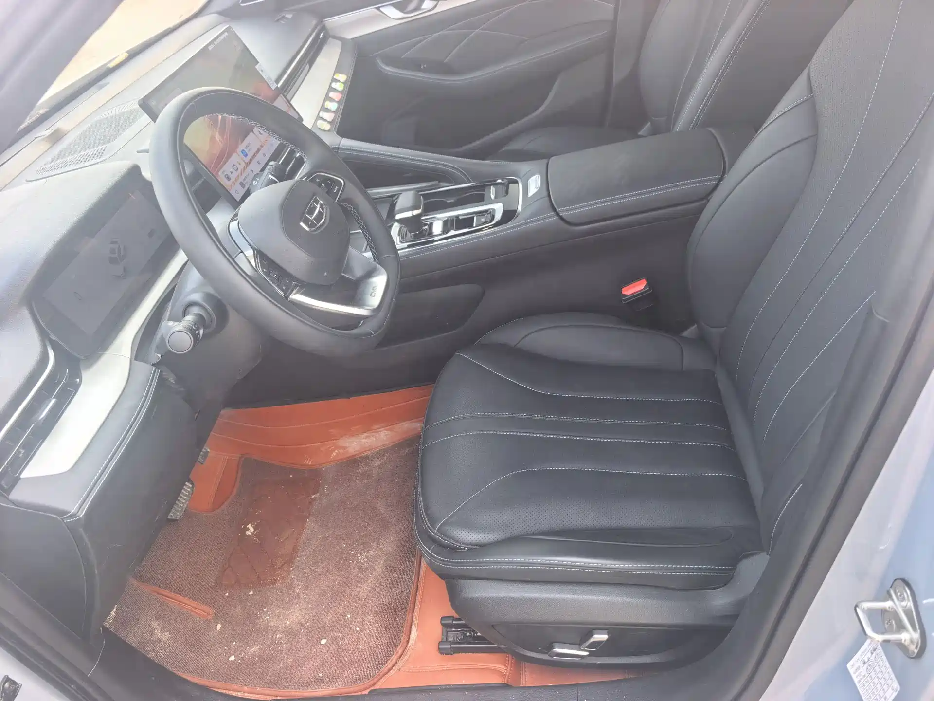 Фото 4 - Geely Preface