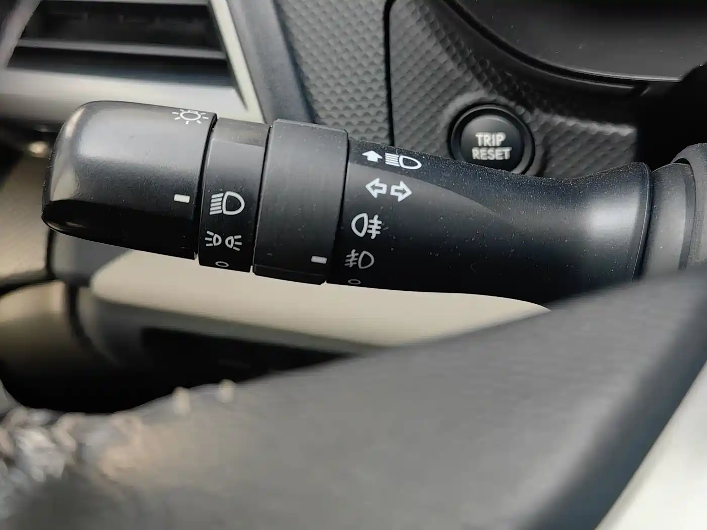 Subaru Forester 2022 2.0i AWD Luxury Edition with EyeSight фото 26