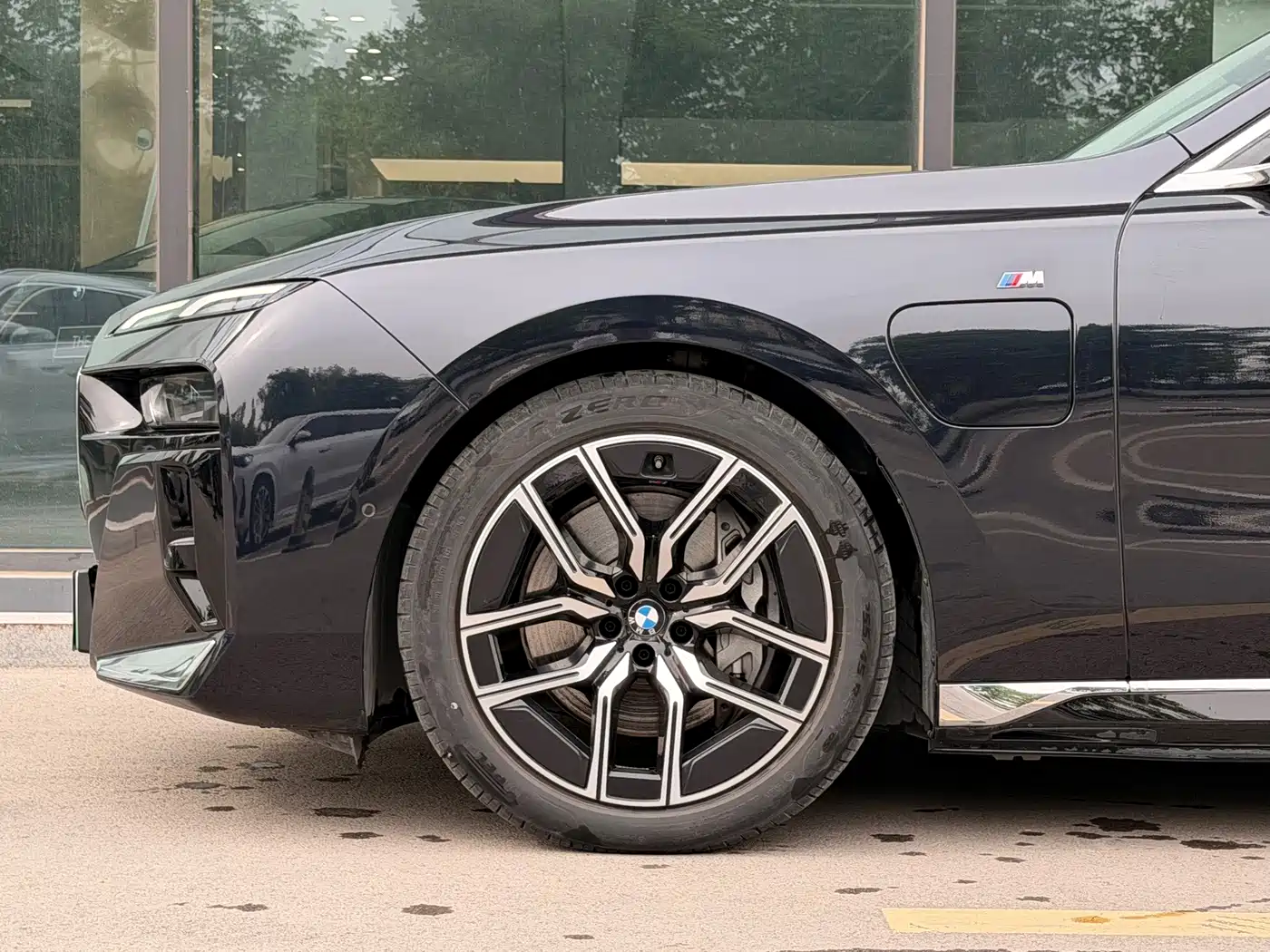 BMW i7 2024 2023 eDrive50L Leading M Sport Package