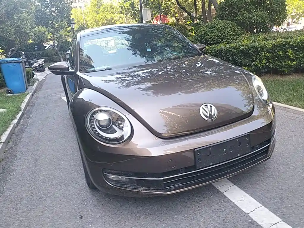 Photo 4 - Volkswagen Beetle