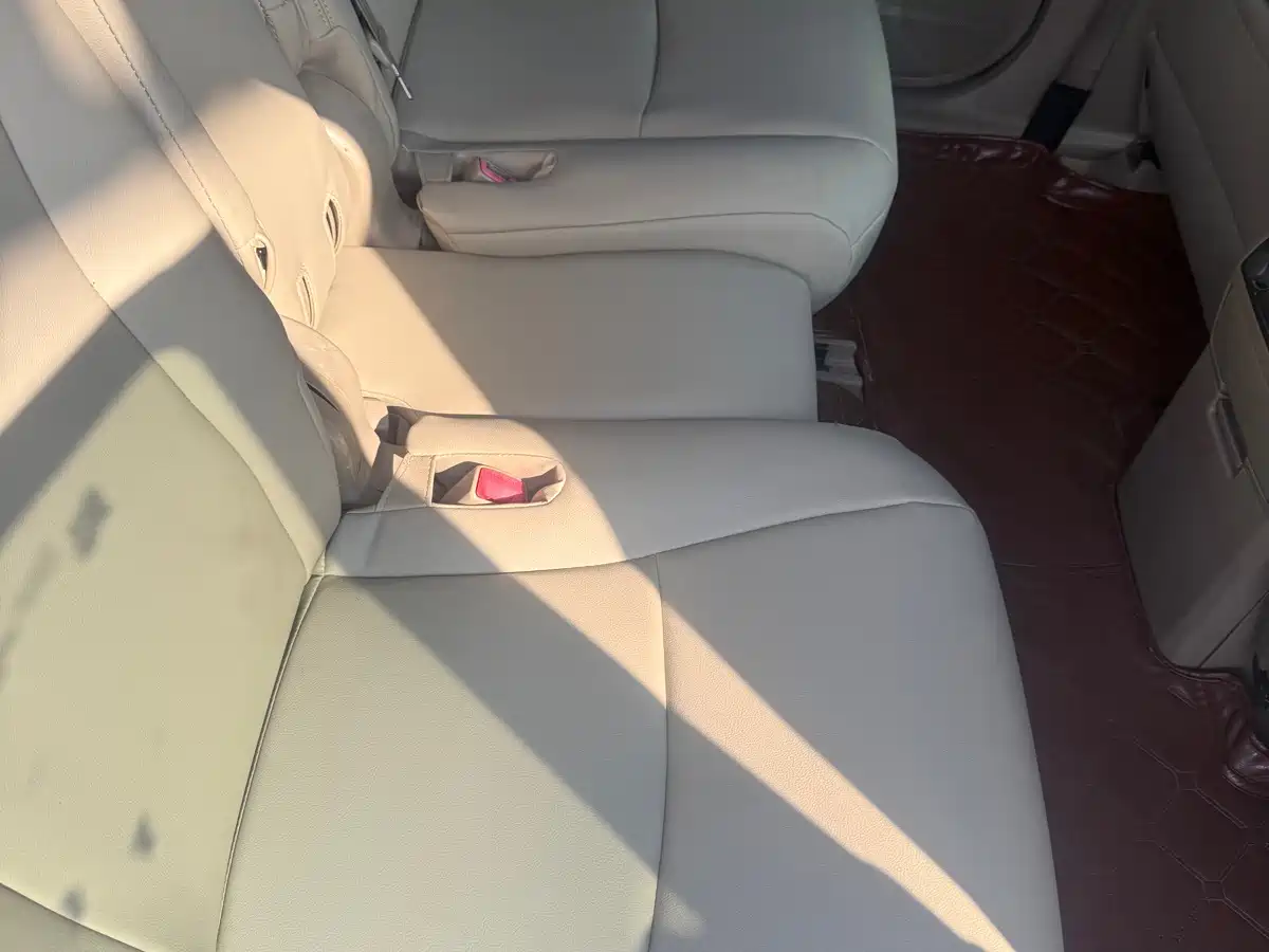 Toyota Highlander 2010 2009 3.5L 4WD 7-seater Luxury Edition
