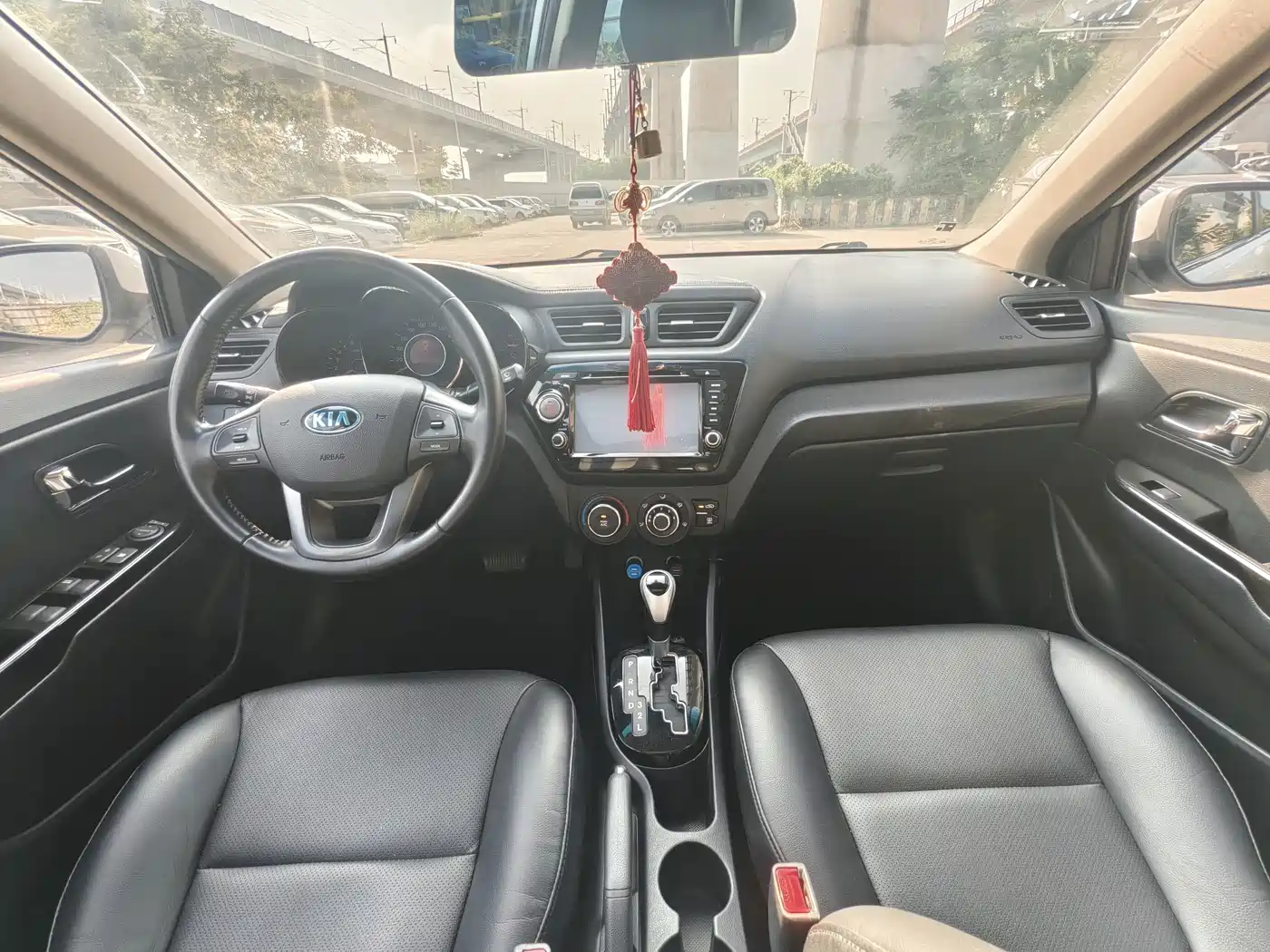 Kia K2 2013 2012 Sedan 1.6L AT Premium Commemorative Edition