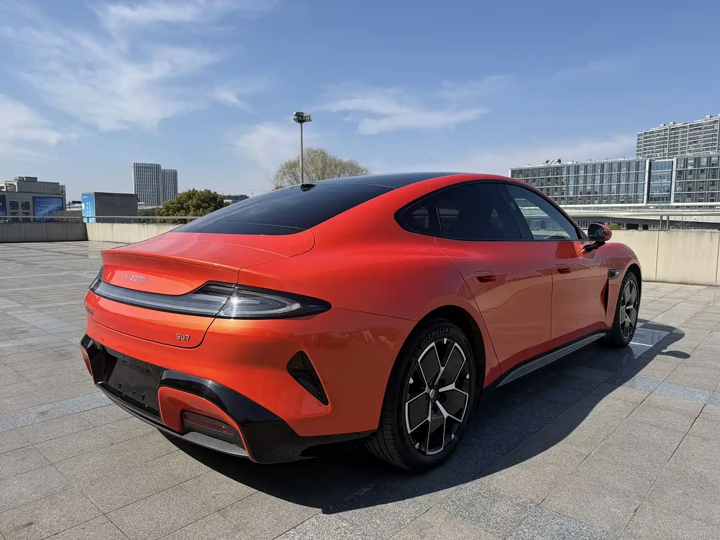 XIAOMI CAR XIAOMI SU7