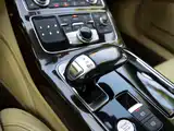 Photo 24 - Audi A8
