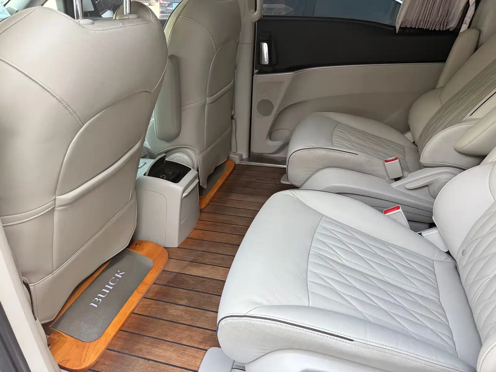 Фото 6 - Buick GL8
