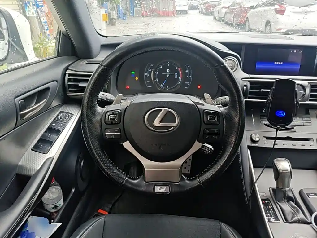 Lexus IS 2019 2017 300 F SPORT