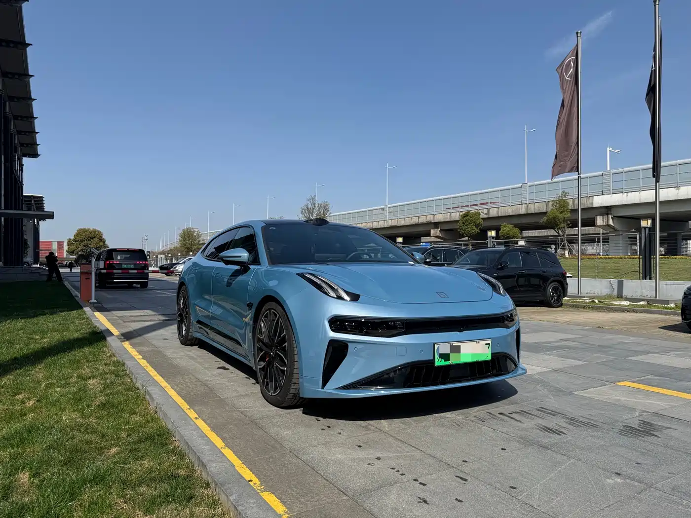 ZEEKR EXTREME KRYPTON 001