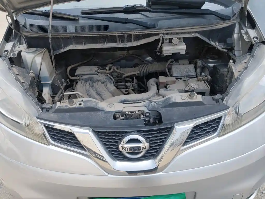 Nissan NV200 2014 2014 1.6L CVT Luxury (China IV)