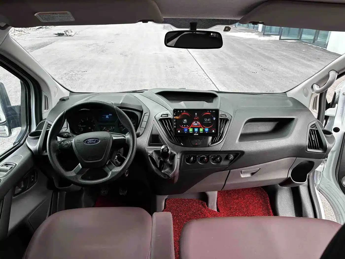 Ford Transit 2023 2019 2.0T Diesel Multi-Purpose Commercial Vehicle Short Wheelbase Low Roof 6-Seater China VI