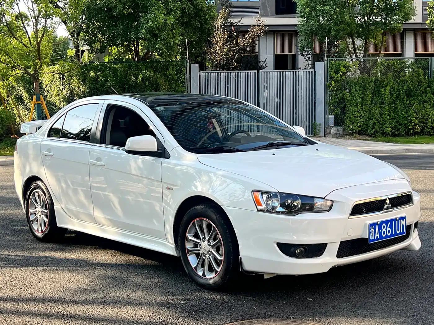Mitsubishi Lancer EX 2012 Zhishang 1.8L CVT Luxury фото 3