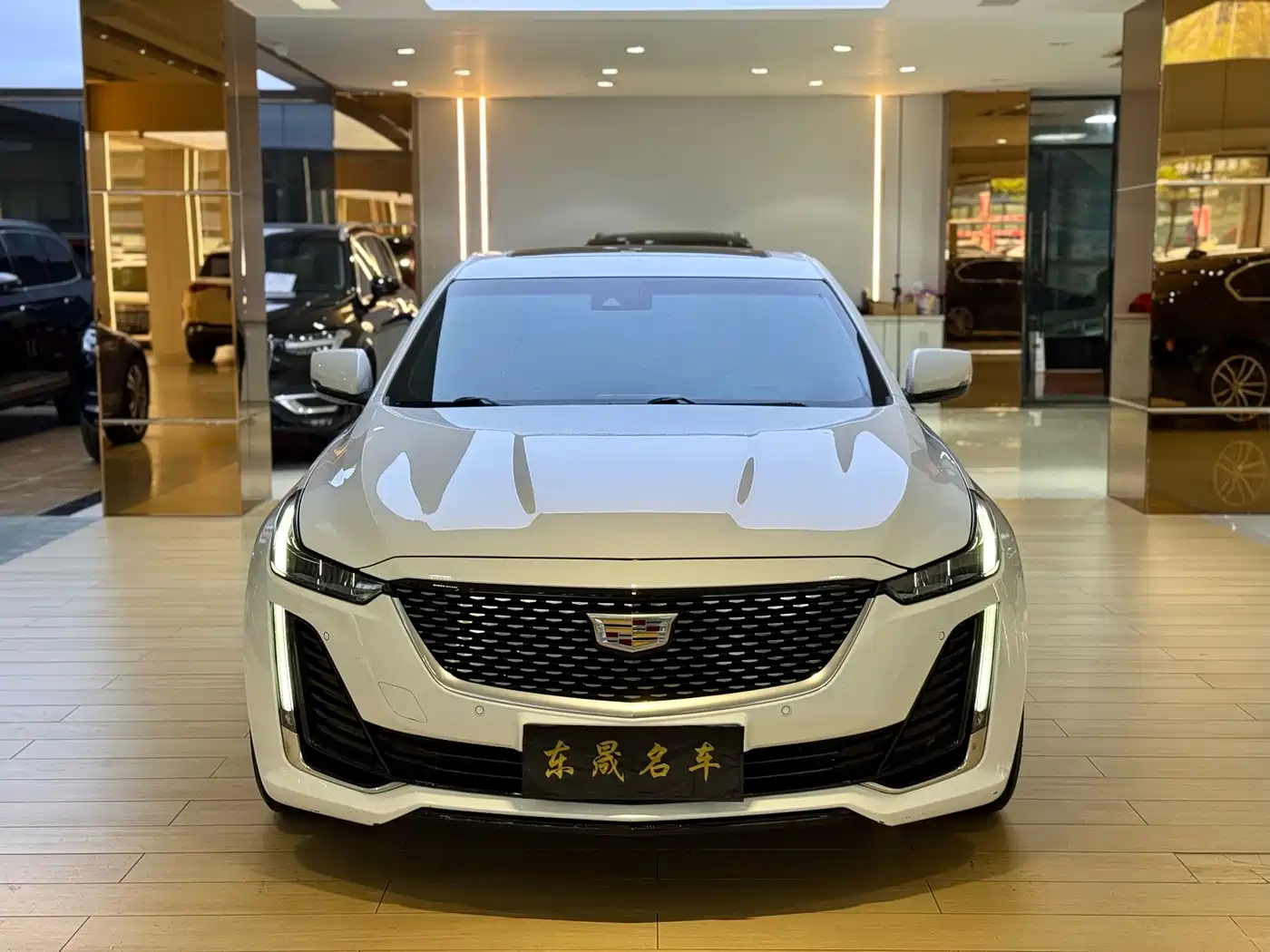 CADILLAC CT5