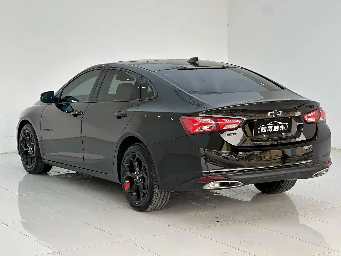 Photo 7 - Chevrolet Malibu XL