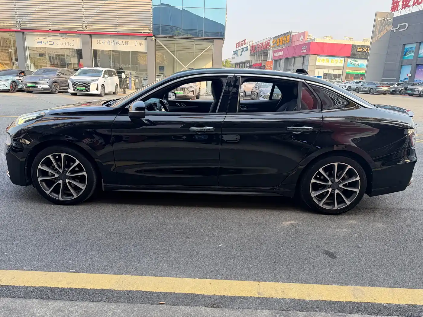 Lynk & Co 03 2021 1.5TD DCT Jin Plus фото 7