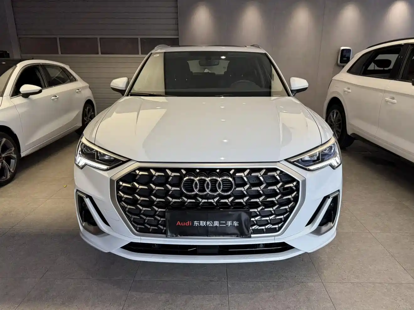 Audi Q3 2024 40 TFSI Fashion Sport фото 2