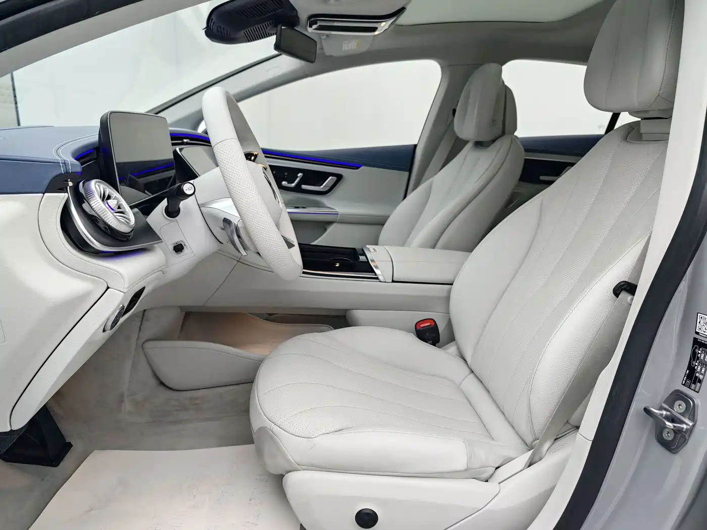 Mercedes-Benz EQE 2023 2022 350 Pioneer Special Edition