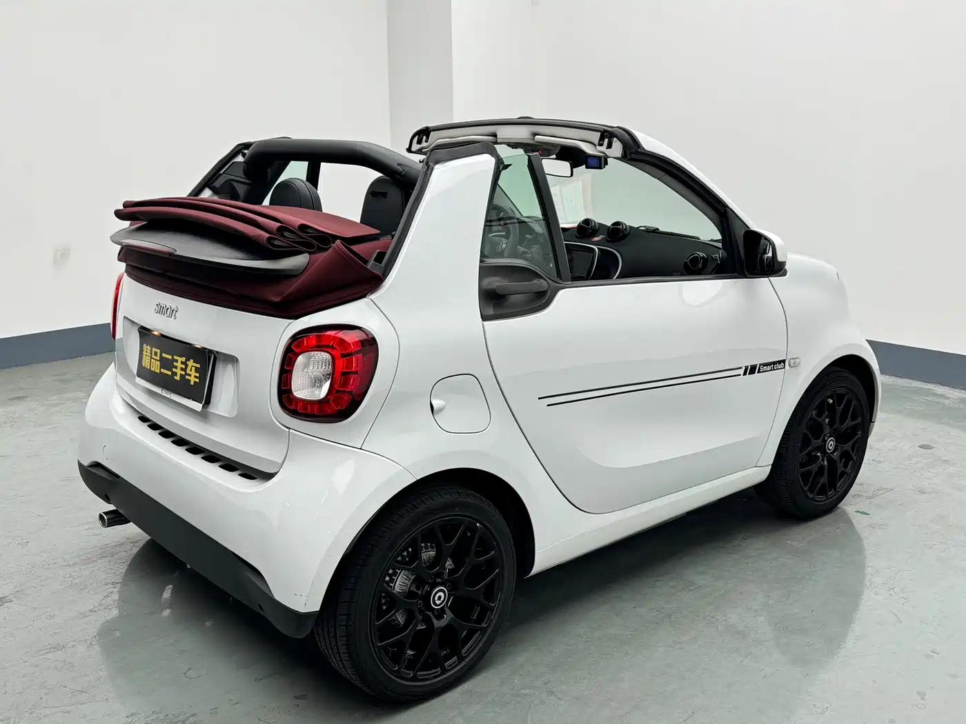 smart fortwo 2018 2018 0.9T 66kW Convertible Pioneer Edition China V