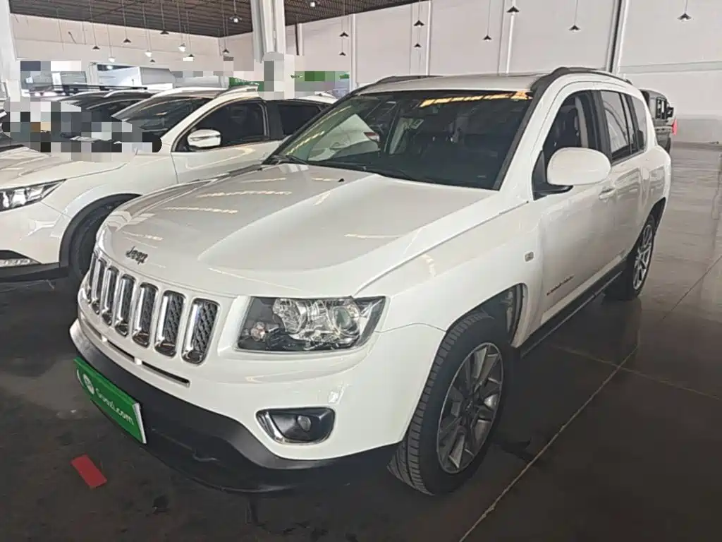 Jeep Compass (Import) 2016 2014 Facelift 2.4L 4WD Luxury Edition