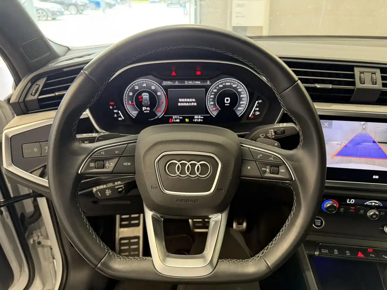 Audi Q3 2024 40 TFSI Fashion Sport фото 12