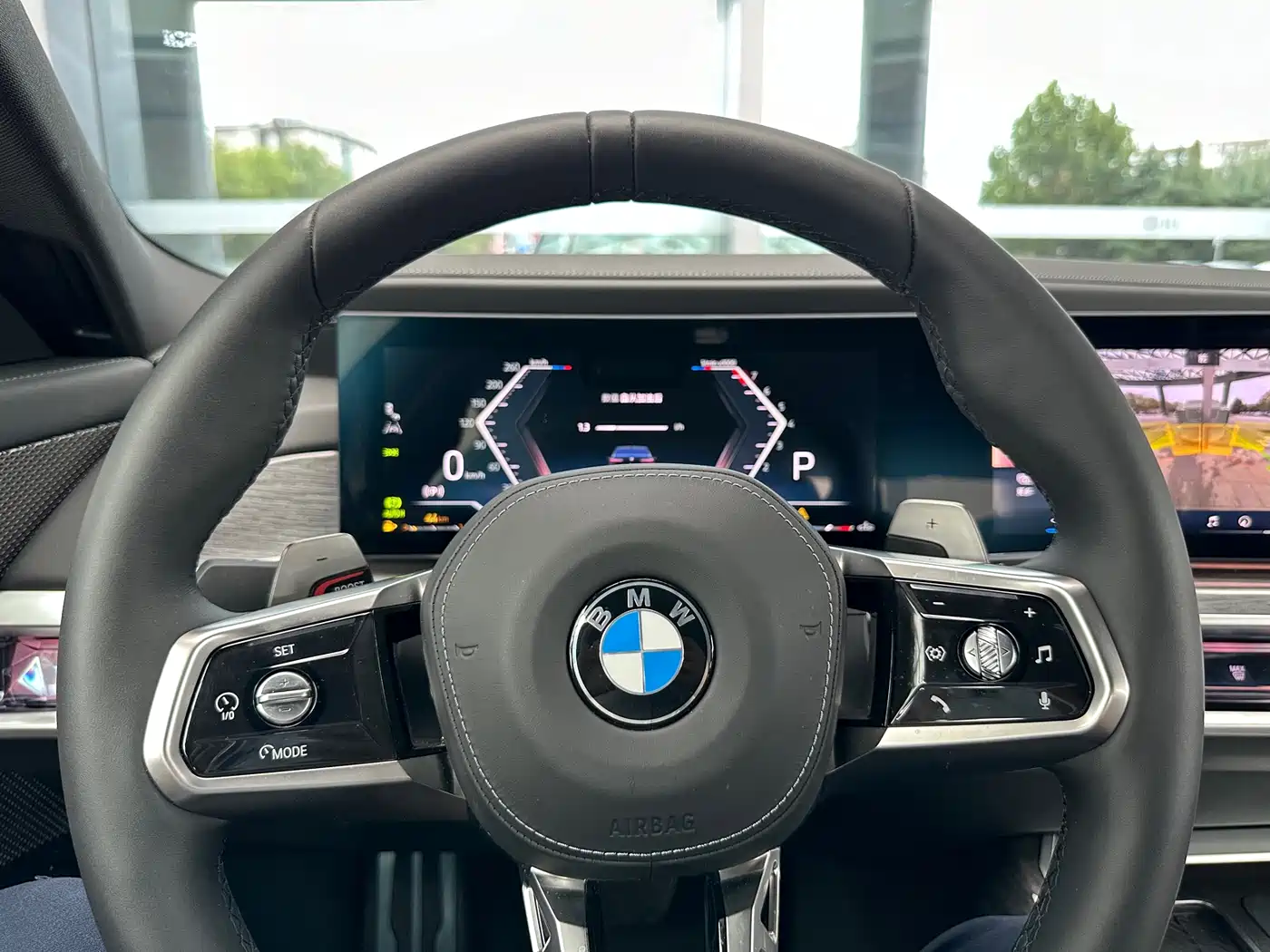 BMW 7 Series 2023 Facelift 740Li Exclusive M Sport Package фото 8