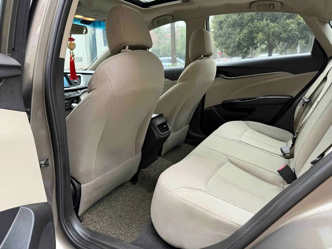 Buick Excelle 2015 15N Automatic Elite фото 7