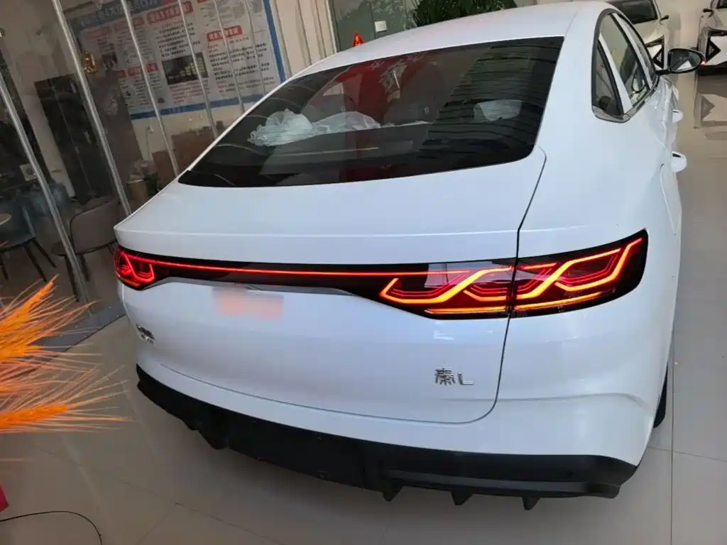BYD Qin L 2026 2026 DM-i 128KM Progressive