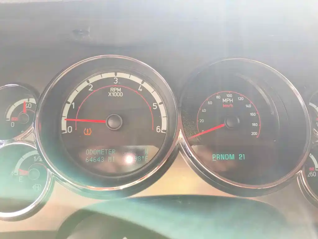 Hummer H2 2014 2008 Model 6.2 AT