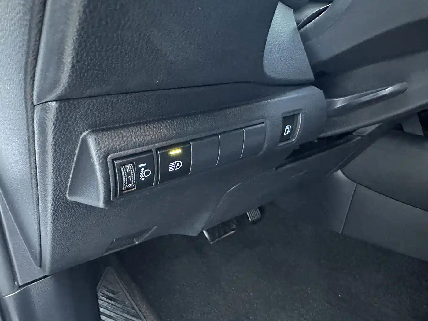 Фото 8 - Toyota Corolla