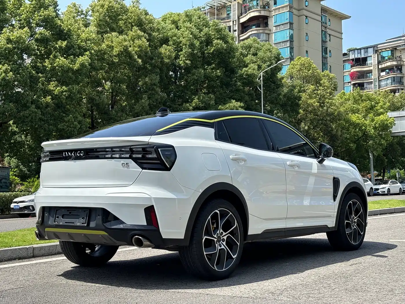 Lynk & Co 05 2022 2.0TD 2WD Shine Halo фото 7