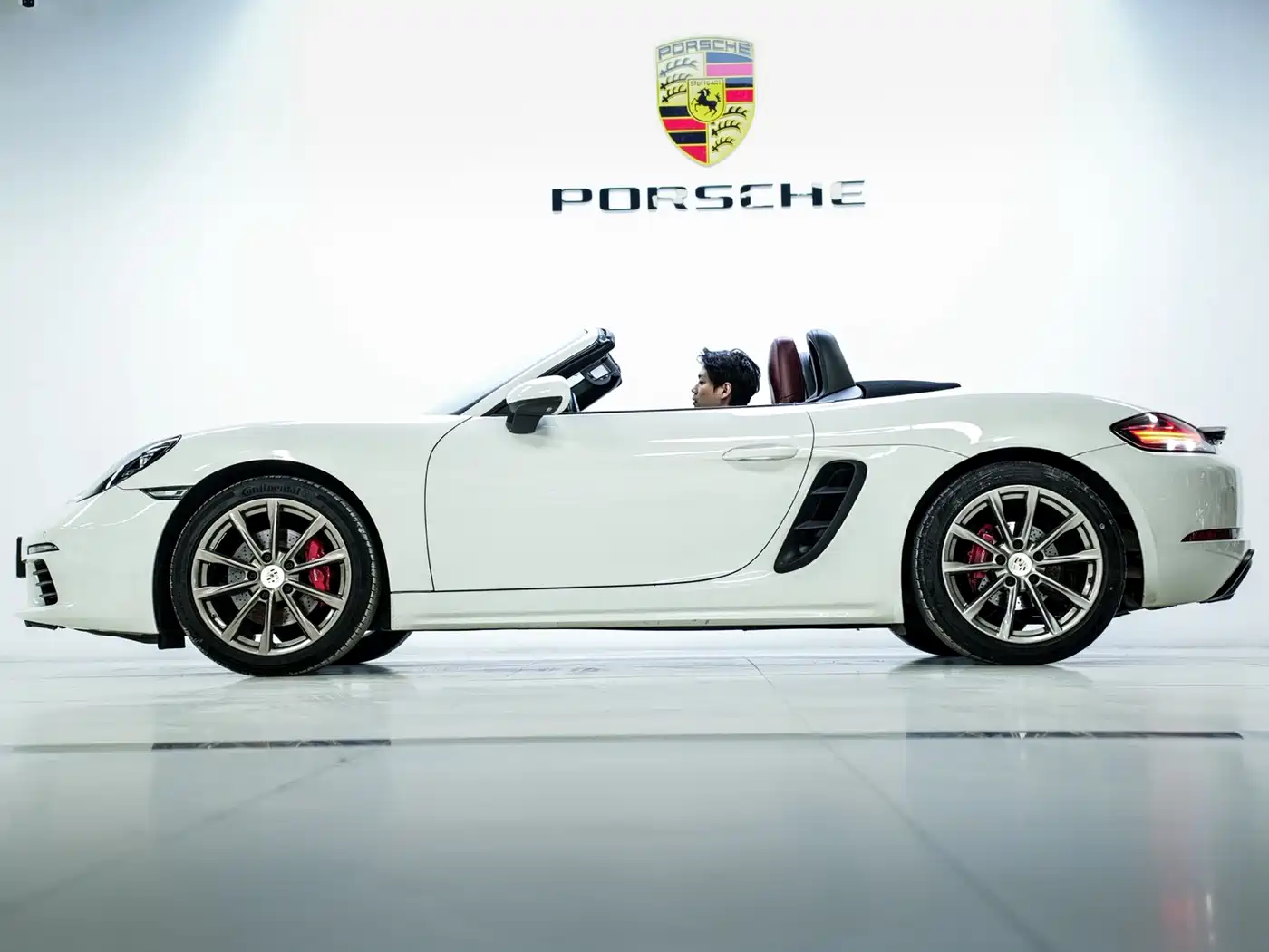 Porsche 718 2018 Boxster 2.0T фото 3