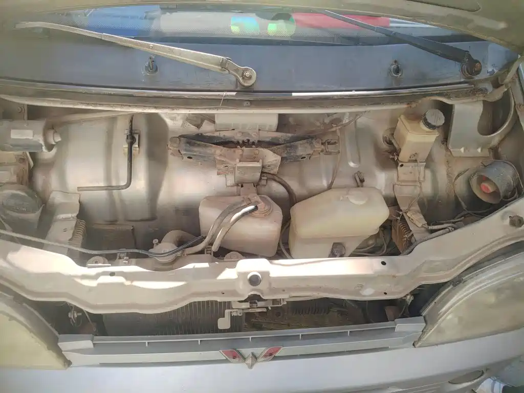 Wuling Motors Wuling Zhiguang 2010 2010 Model 1.0L Career Edition